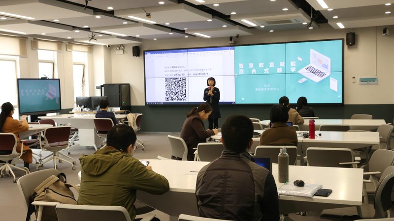 小标题：编程课程，不仅仅是代码的学习
