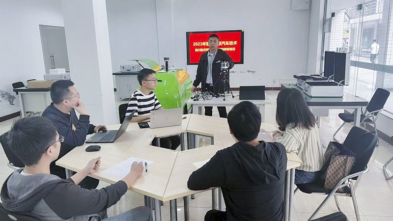 林德叉车培训多久拿证