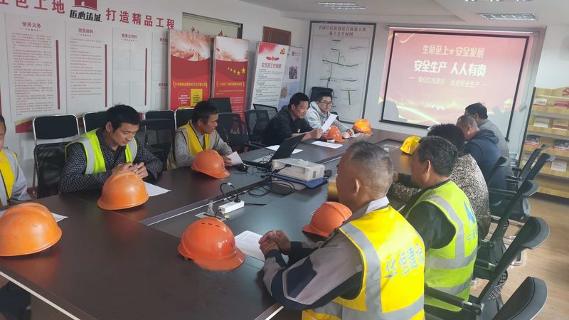 少儿编程教师技能要求的解码：从课程设计到教学实践